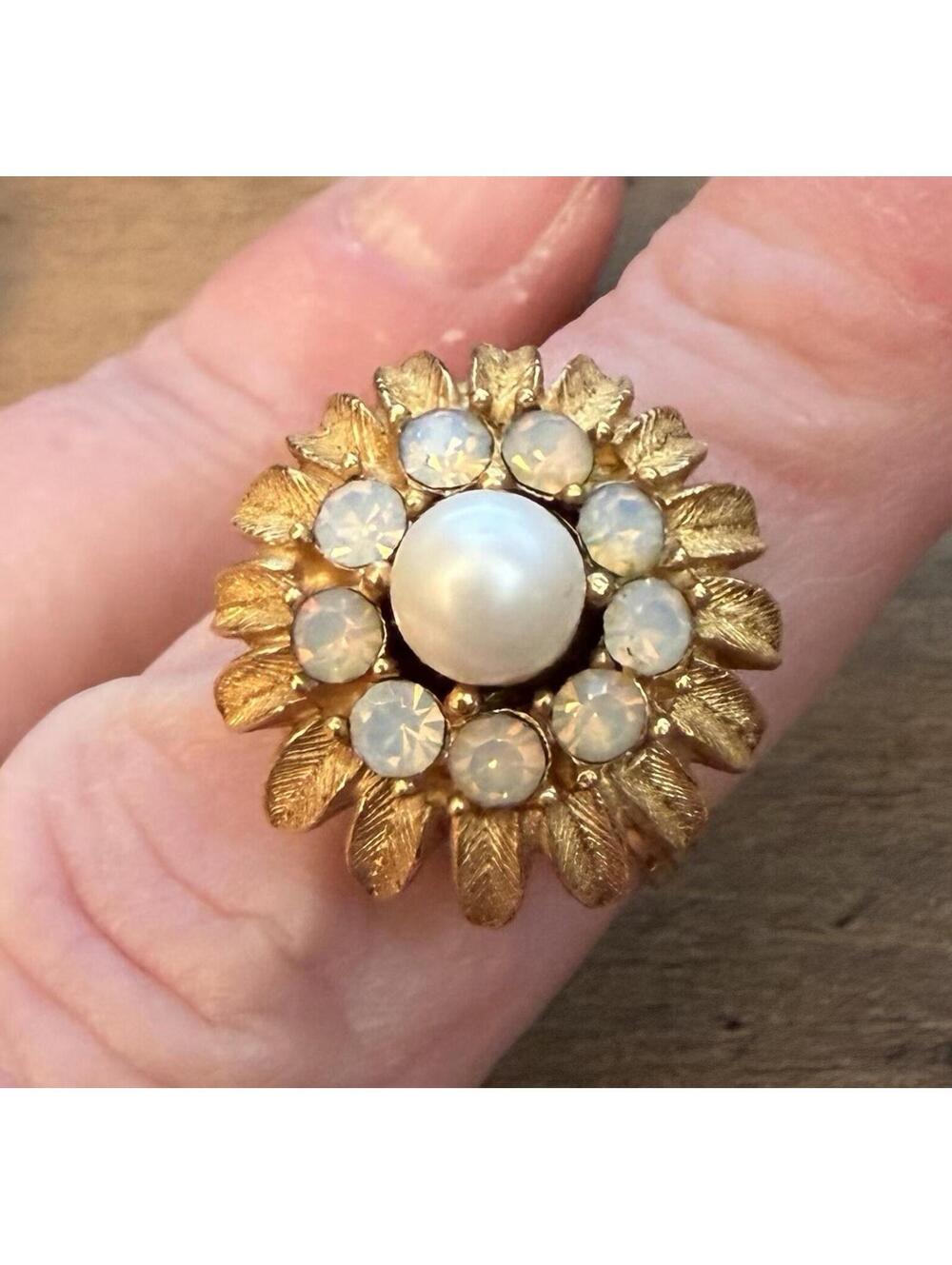 Vtg Gold Tone Flower Locket Poison Perfume Ring Faux Pearl Opal Rhinestones
